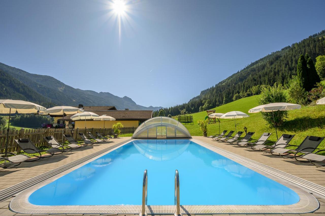 Natur & Familienhotel Der Stieglerhof ラートシュタット エクステリア 写真