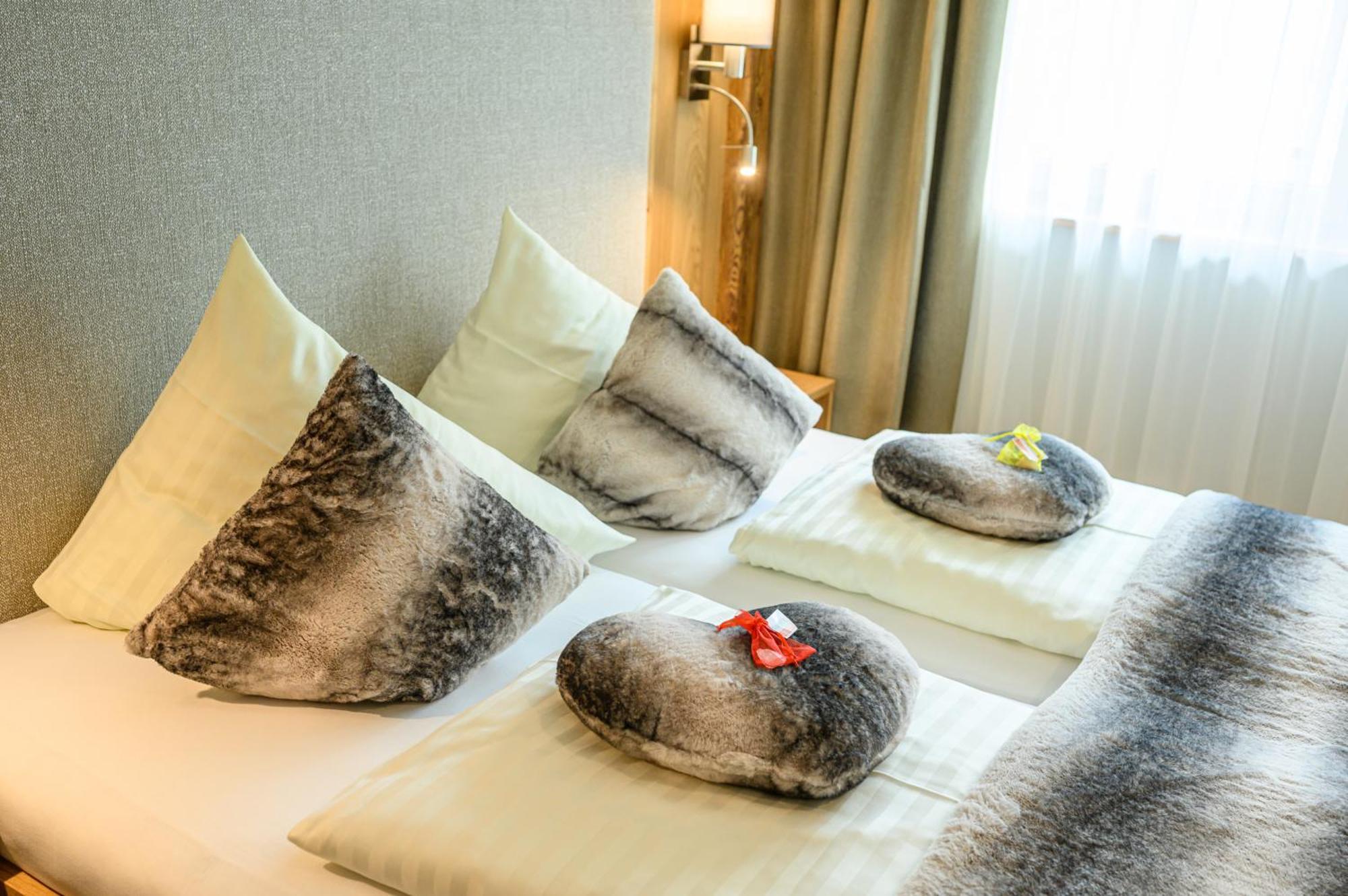 Natur & Familienhotel Der Stieglerhof ラートシュタット エクステリア 写真