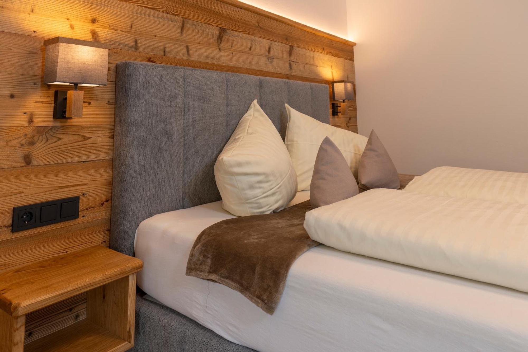 Natur & Familienhotel Der Stieglerhof ラートシュタット エクステリア 写真