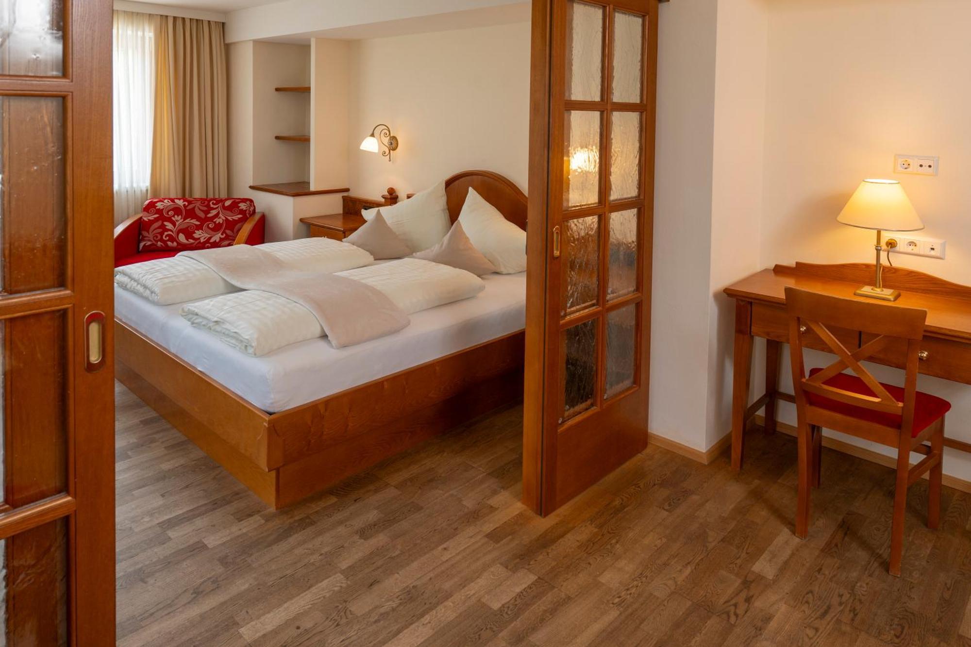 Natur & Familienhotel Der Stieglerhof ラートシュタット エクステリア 写真