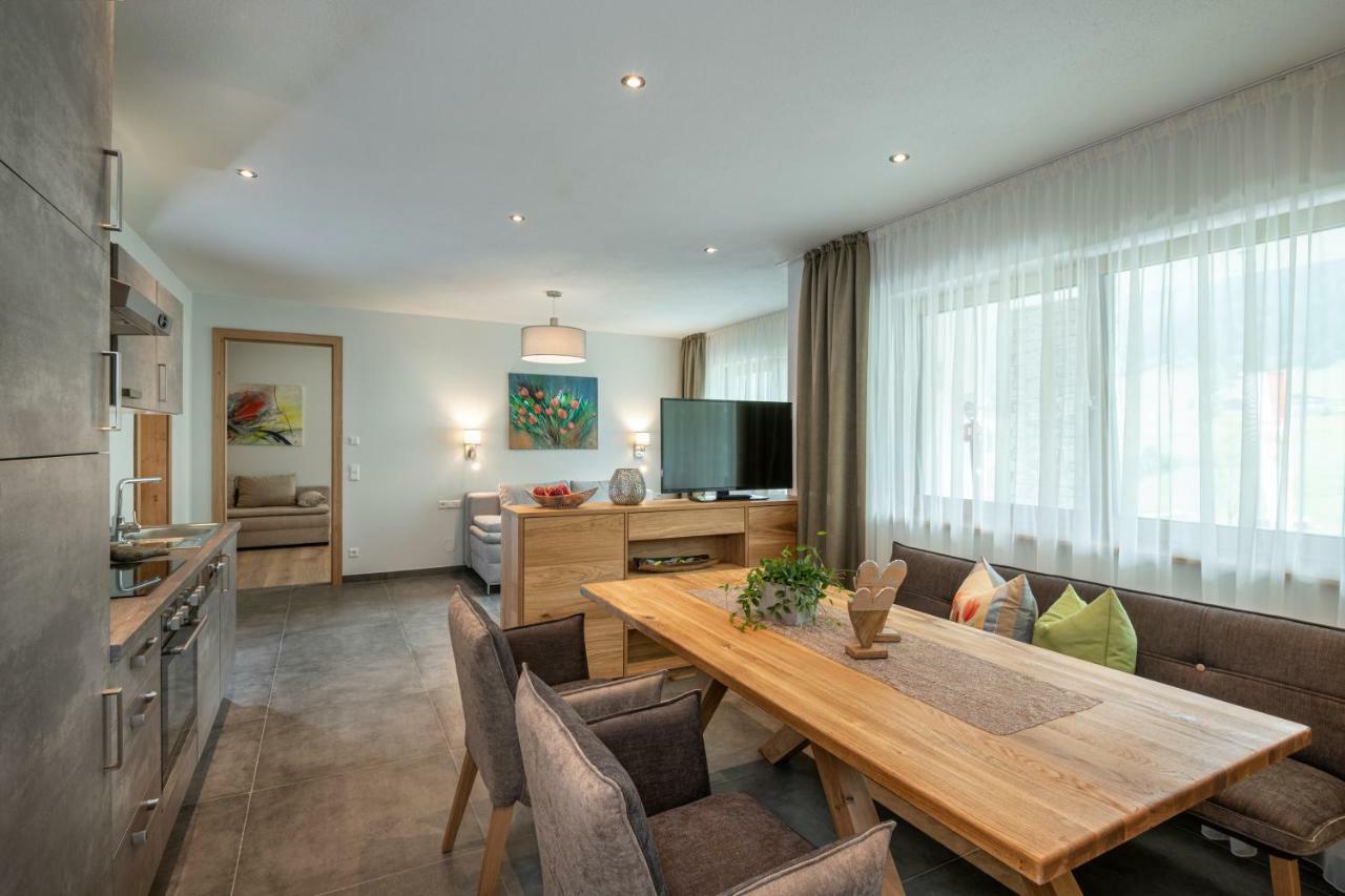 Natur & Familienhotel Der Stieglerhof ラートシュタット エクステリア 写真